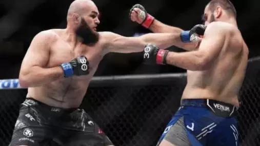 Těžká váha UFC může bít na poplach, nikdo na mě není připravený, hovoří bojovník, který přemohl Budaye