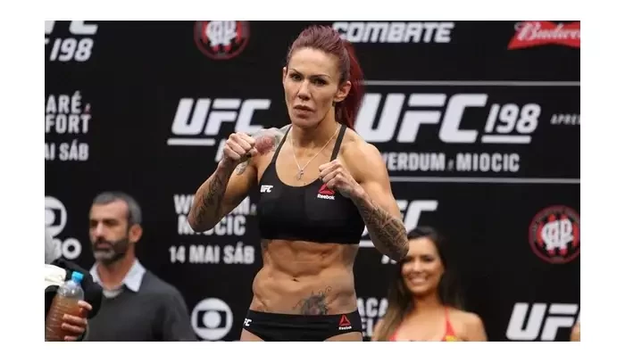 Dana White mi stále dělá potíže, zlobí se Cris Cyborg, která je ráda, že už není v UFC