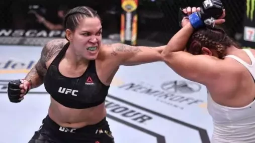 Amandě Nunes se nedostává respektu, který si zaslouží, tvrdí Dana White. Vinu na tom neseme všichni