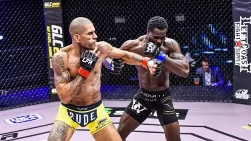 VIDEO: To jsem nečekal, že se mě po jednom zápase v UFC bude každý bát, divil se Pereira