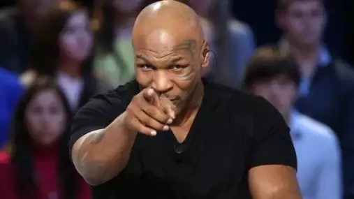 Mike Tyson je zpátky! Už v září se během osmikolové exhibice utká s bývalým šampionem čtyř divizí