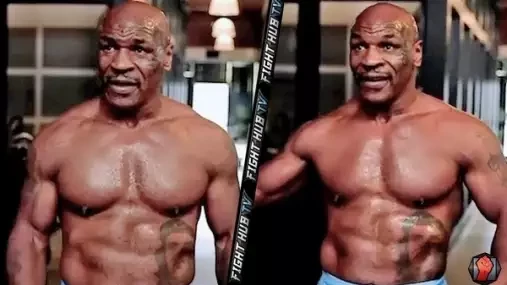 Video: Mike Tyson i v pětapadesáti letech mlátí jako zamlada. Na koho se připravuje?