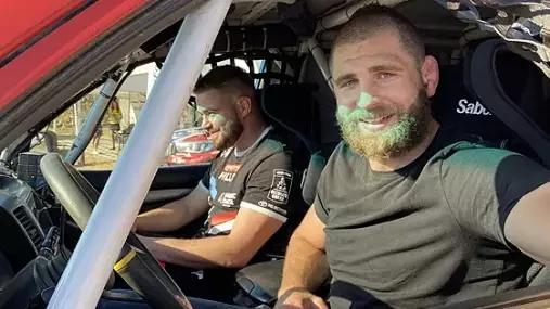 Bojovník Jiří Procházka slíbil, že z něj jednou bude pilot Rallye Dakar!