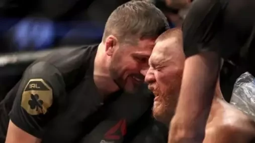 McGregorův kouč prosí MMA komunitu: Pomozte mi, nebo Conor uteče k boxu! O co jde?