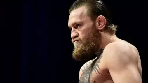 McGregor je jediný člověk v UFC, který si může vybírat soupeře, nařkl Ira bývalý šampion lehké váhy