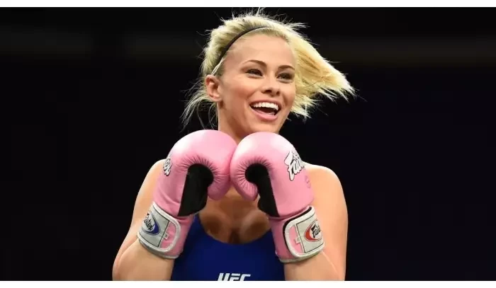 Paige VanZant měla moc prořízlou hubu, a proto se s UFC loučí, naznačil Dana White
