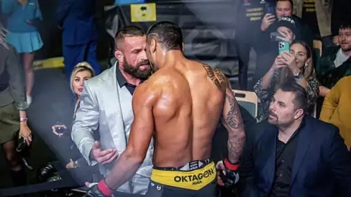 Johnny Walker z UFC: Vémolo, přijmi tu výzvu