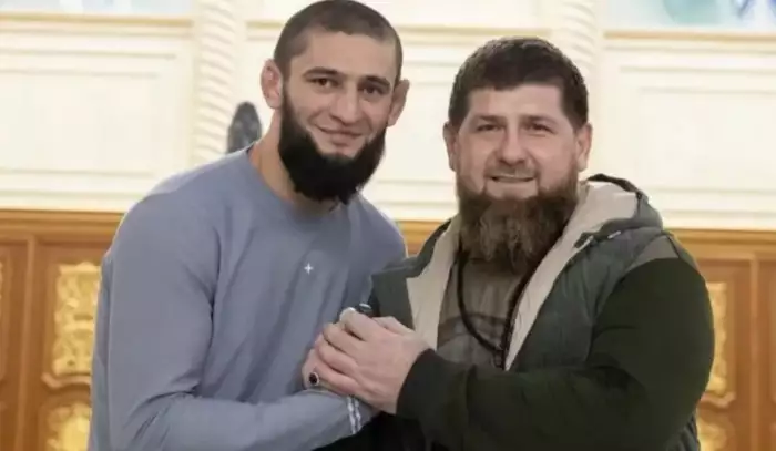 Chtěl jsem vyhrát pro bratra Kadyrova, mrzí mě, že jsem nemohl nastoupit, smutní Chimaev