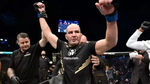 Teixeira vážně zvažuje návrat do UFC. Fanoušci navrhují odvetu s Procházkou