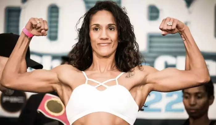 Amanda Serrano bije na poplach: Transgender politika ohrožuje budoucnost ženského boxu!