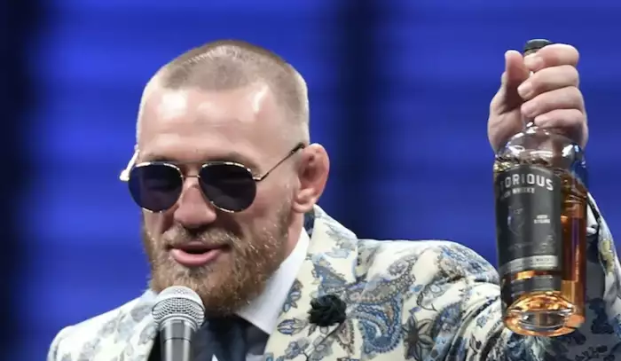 Conor McGregor promluvil o zdravotním stavu i návratu do klece. Rád by zápasil ještě letos