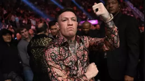 McGregor potvrdil termín návratu i jméno soupeře. Uvidíme se v Saúdské Arábii! vzkázal