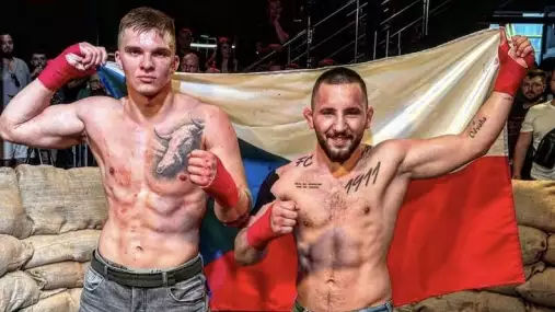 BKFC dnes přichází do Marbelly! Uvidíme tři titulové zápasy, na fight card i dva Češi