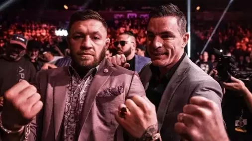 Šéf BKFC: McGregor souhlasil s duelem v boxu bez rukavic. Jenže je tu háček
