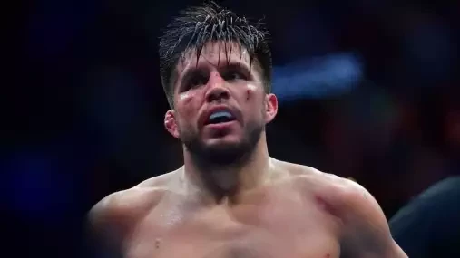 Legenda na kolenou! Cejudo dostal tvrdé vzkazy: Už je čas pověsit rukavice na hřebík!