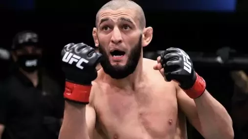 Šampion Chimaev se vysmál svému rivalovi po jeho první prohře v UFC
