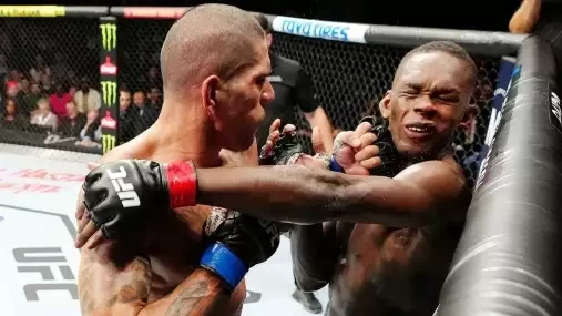 Hvězdy UFC protestují proti okamžité odvetě Israela Adesanyi! Ať si chvilku odpočine, radí rival Pereira